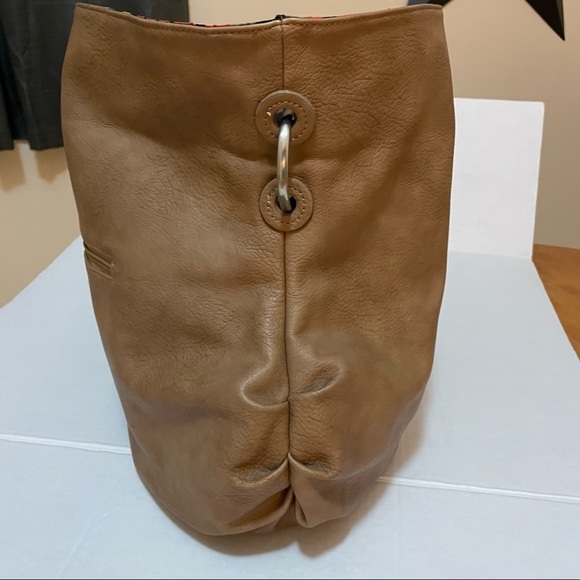 espe Vegan Leather Large Crossbody Satchel, Hobo Bag, Botanical Interior. - Picture 10 of 16